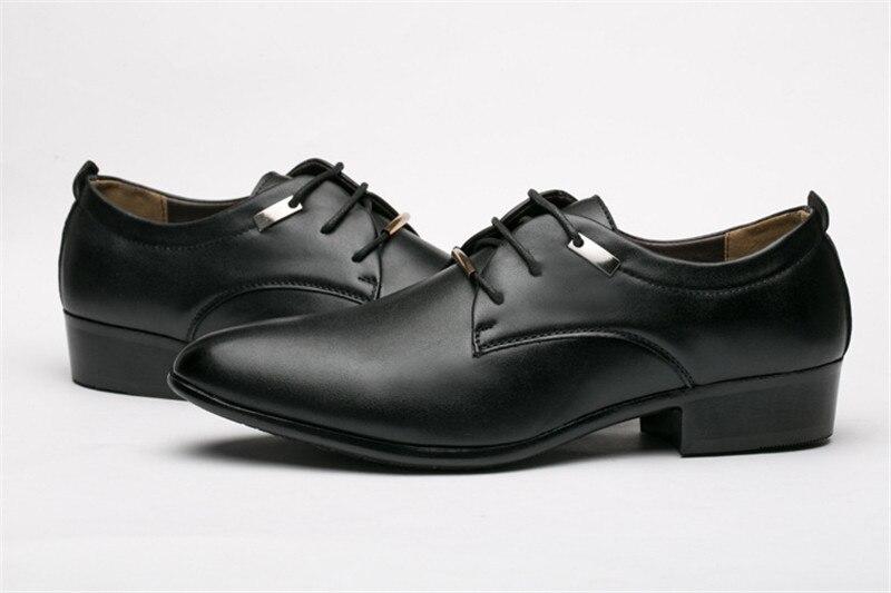 Italian Black Formal Shoes Men Loafers Wedding Dress Shoes Men Patent Leather Oxford Shoes for Men Chaussures Hommes En Cuir New