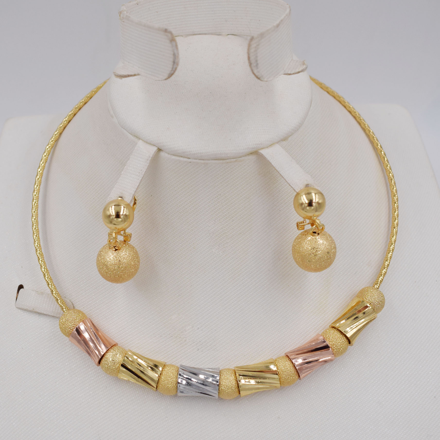 High Quality Ltaly 750 Gold color Jewelry Set For Women african beads jewlery fashion necklace set earring jewelry