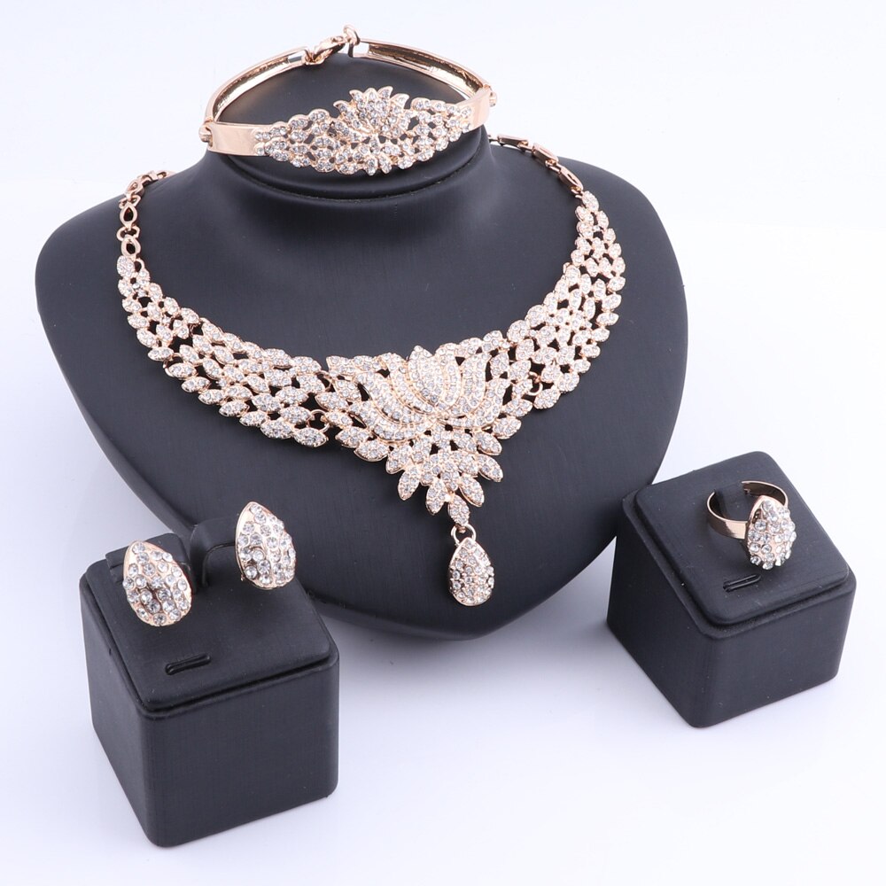 Bridal Gift Nigerian Wedding African Beads Jewelry Set Fashion Dubai Full Crystal Jewelry Set Costume Design Flower Necklace Set