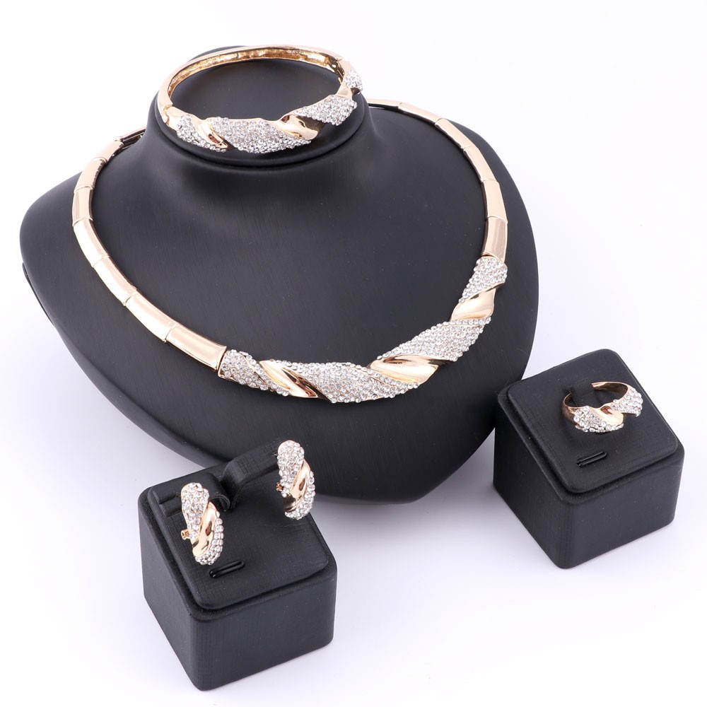 Bridal Gift Nigerian Woman Wedding African Beads Jewelry Set Brand Dubai Silver Color Crystal Jewelry Sets Wholesale Design