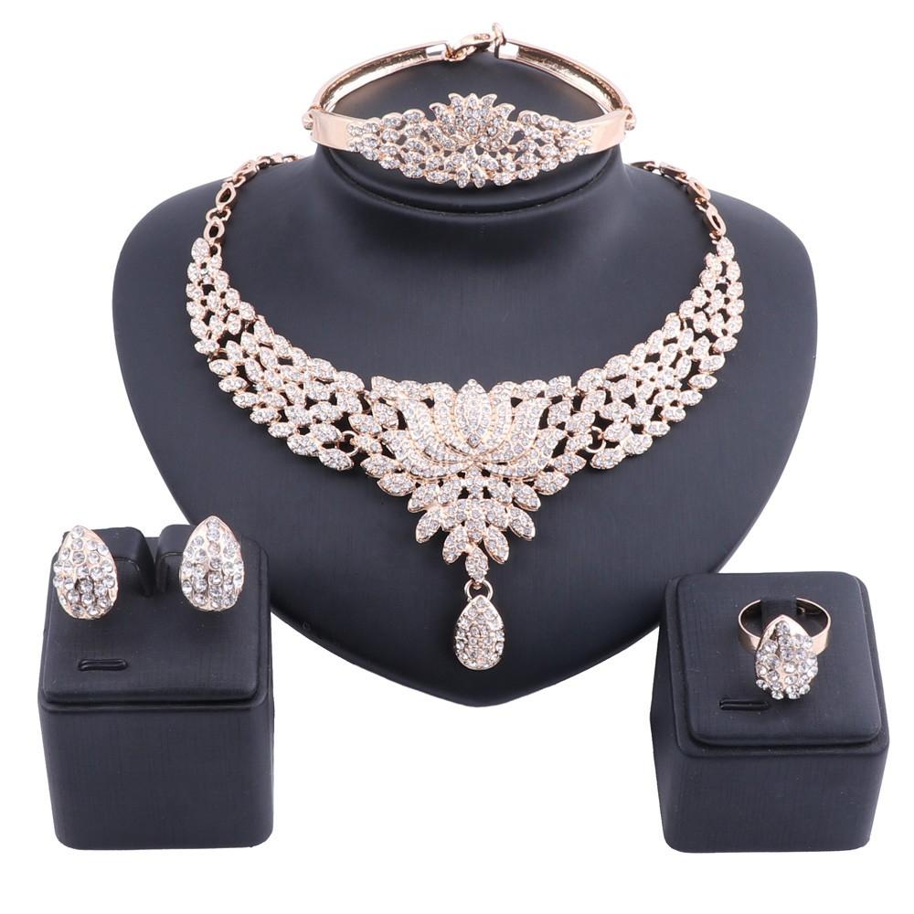 Bridal Gift Nigerian Wedding African Beads Jewelry Set Fashion Dubai Full Crystal Jewelry Set Costume Design Flower Necklace Set